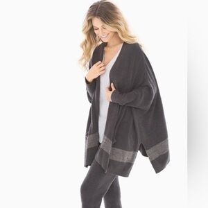 Barefoot Dreams Chic Lite Cliffside Wrap Carbon